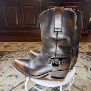 Dingo Leather Harness Western Boots | Brown | Women’s 9.5